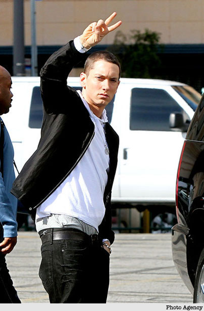 Eminem sul set di I Need A Doctor