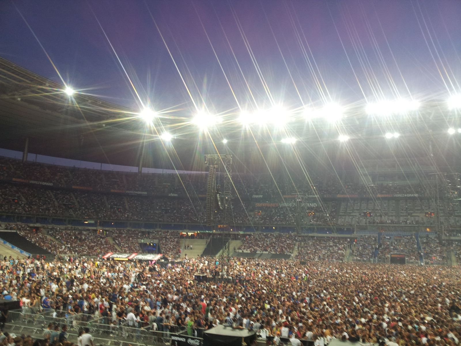 Eminem Live at Stade de France 22 Agosto 2013 - Video