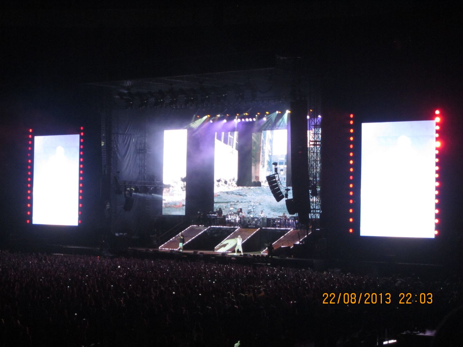 Eminem Live at Stade de France 22 Agosto 2013 - Video