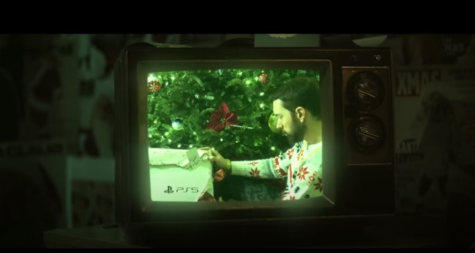 Eminem ritorna dopo mesi di silenzio: ecco la sua versione natalizia per PS5