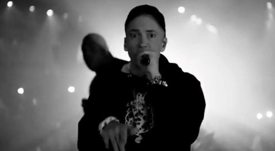 Eminem performa "Rap God" live agli Youtube Music Awards