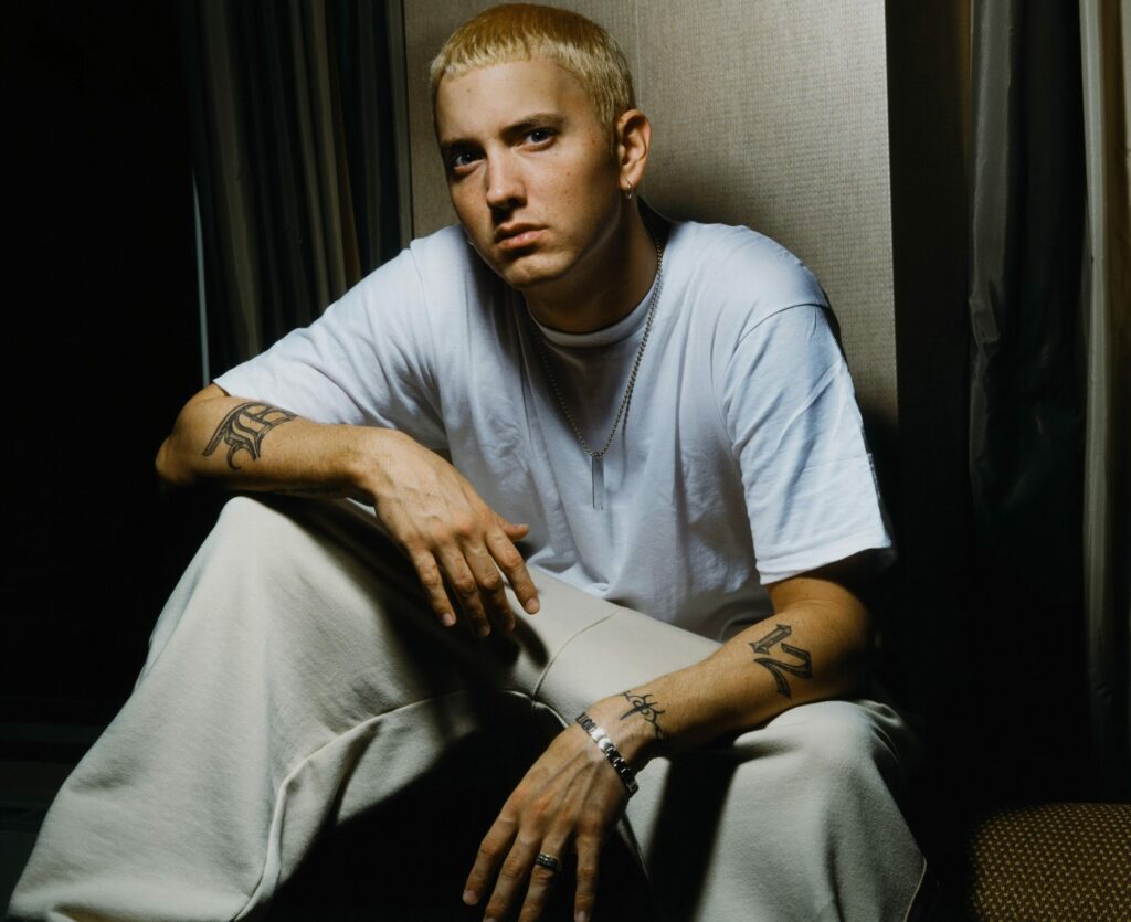 Eminem onorato da MGK