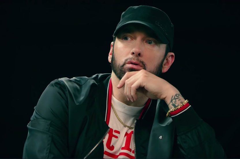 I Servizi Segreti investigano Eminem per i suoi testi contro Trump