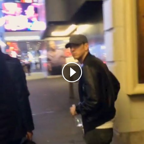 Eminem | Il rapper paparazzato in un nuovo video