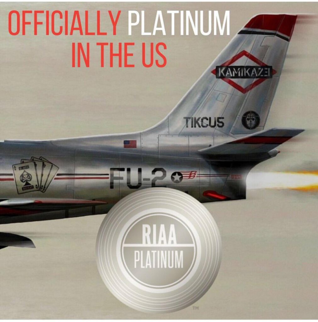 Kamikaze di Eminem riceve la certificazione PLATINO negli Stati Uniti