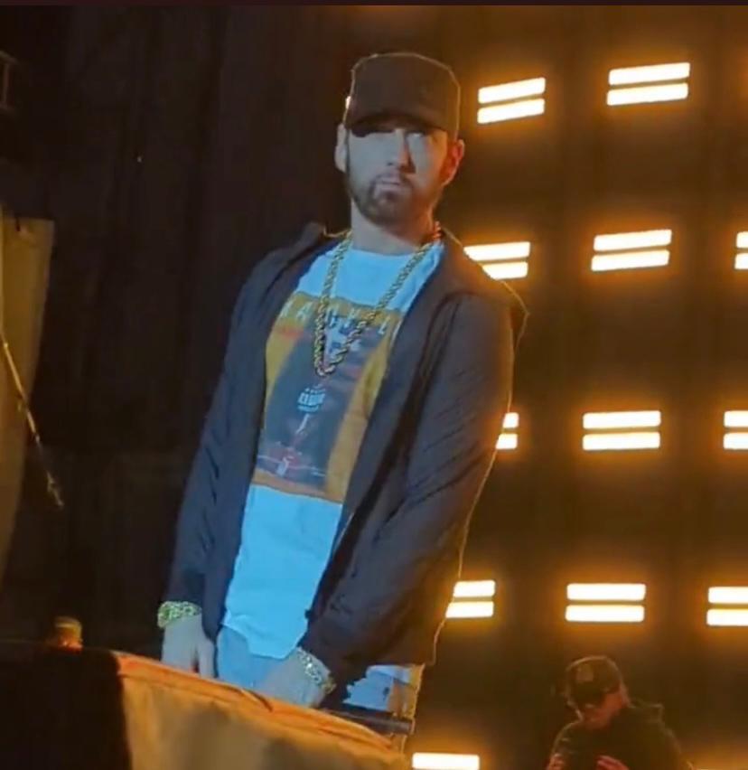 Eminem, nuova traccia e video ufficiale, From The D 2 The LBC, feat Snoop Dogg [AUDIO & VIDEO]